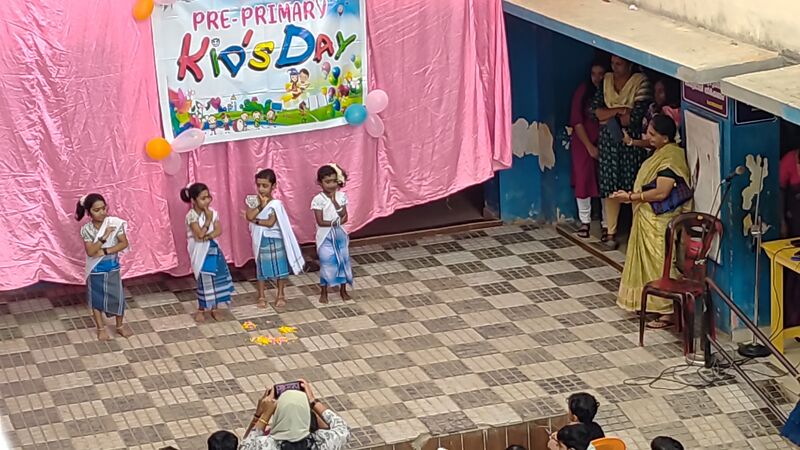 പ്രമാണം:42085 kidsday 3.jpg