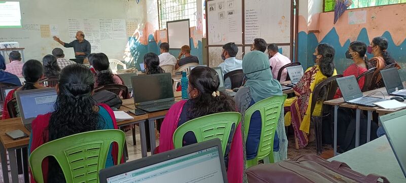 പ്രമാണം:Mlp 19411 01.jpeg