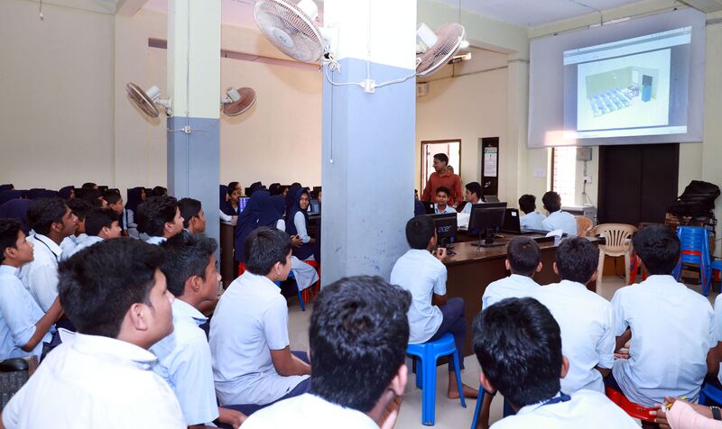 പ്രമാണം:Prdct show.jpg