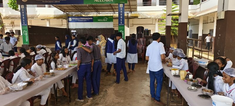 പ്രമാണം:19051 food4.jpg