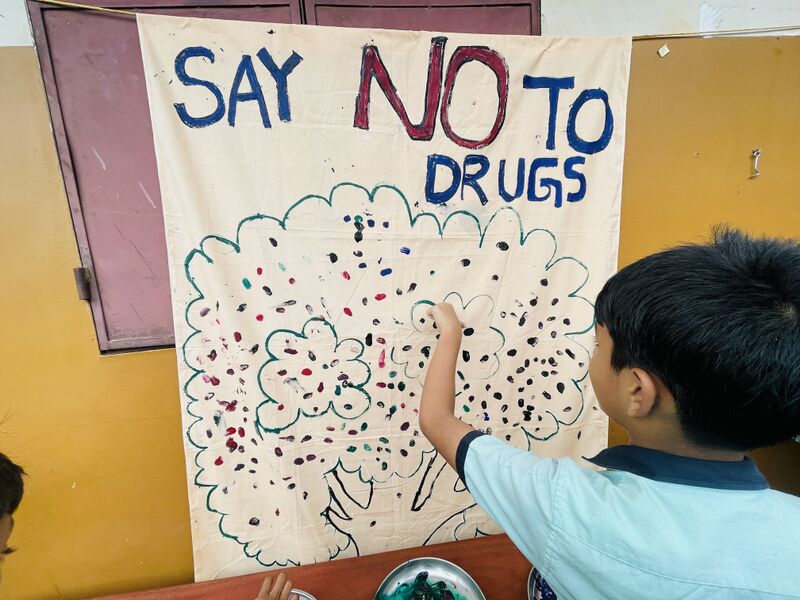 പ്രമാണം:19855 laharivirudham 8.jpg