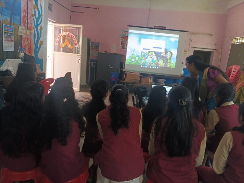 പ്രമാണം:42014 English class std 7.jpeg