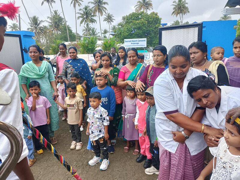 പ്രമാണം:42082 praveshanothsavam 4.jpg