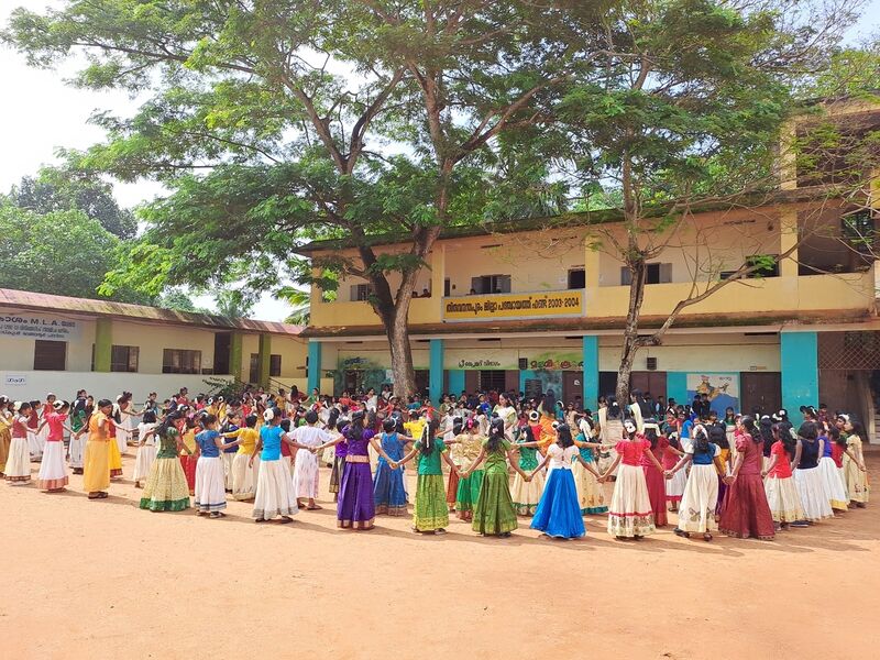 പ്രമാണം:44050 24 2 7 2.jpg