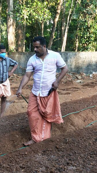 പ്രമാണം:HM 1.jpg