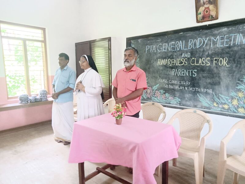 പ്രമാണം:Parents awareness.jpg