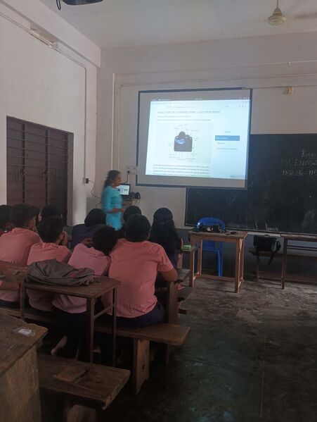 പ്രമാണം:20047-lkcamp3 (1).jpg