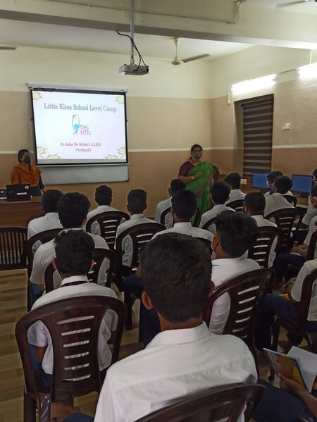 പ്രമാണം:26013 LK SchoolCamp 12.jpeg