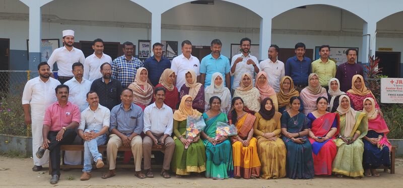 പ്രമാണം:47045-farewell 8.jpg