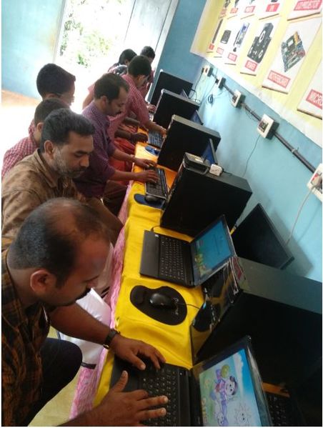 പ്രമാണം:It @ parentsphoto.JPG