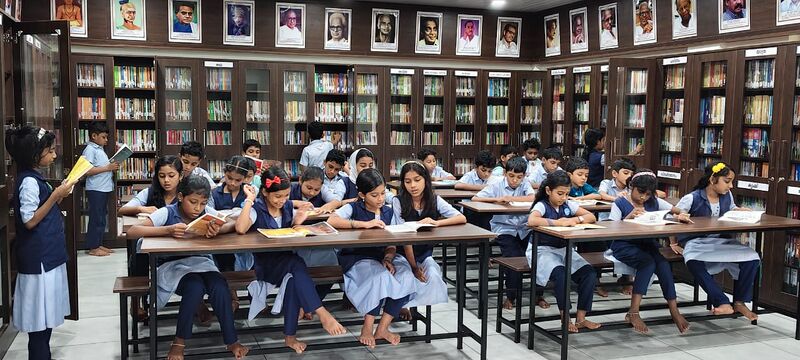 പ്രമാണം:Mups 09.jpg