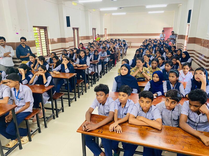 പ്രമാണം:18368-Hitech hall.jpg