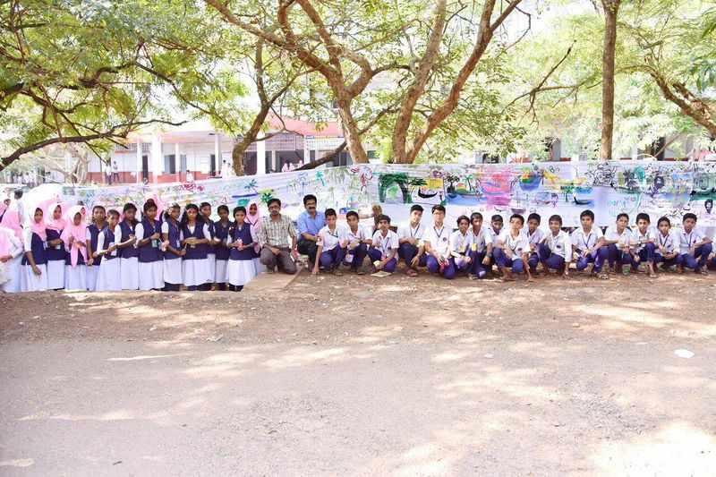 പ്രമാണം:19015-sAHITHYAVEDI KERALAPIRAVI 2.jpg