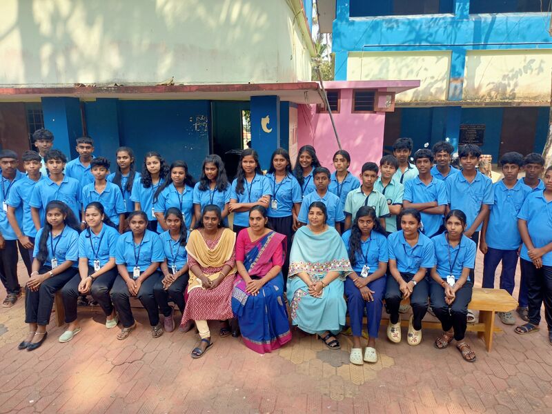 പ്രമാണം:2024-2027 Little kites batch.jpeg