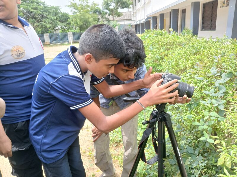 പ്രമാണം:21060-lk media camp 3.jpg