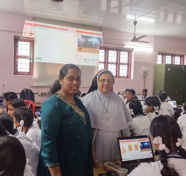 പ്രമാണം:22049 school lk camp 4.jpg