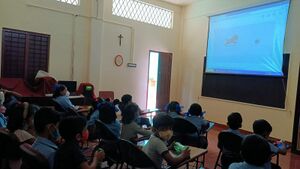 23528 52 hitechclassroom3.jpg