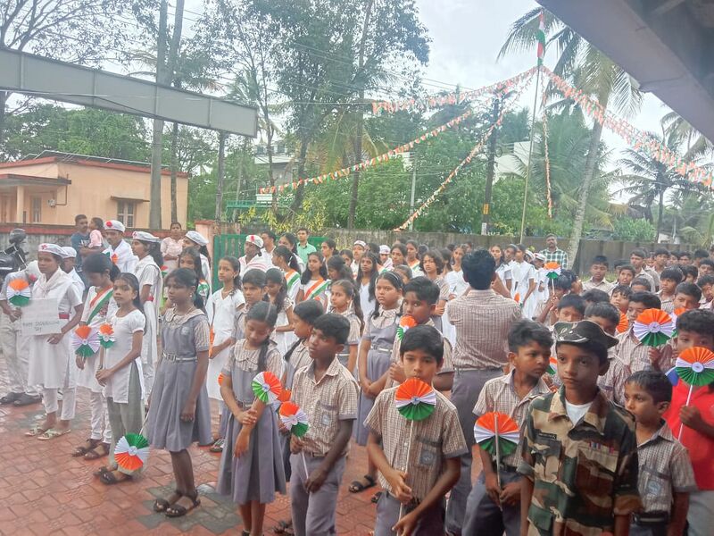 പ്രമാണം:26004 aug 15 25 3.jpeg