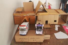 ശാസ്ത്ര മേളയിൽ കുട്ടികൾ നിർമ്മിച്ച വസ്തുക്കൾ