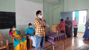 42071-hellow english3.jpg