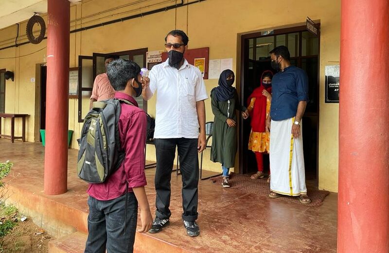 പ്രമാണം:BS21 KNR 13117 2.jpg