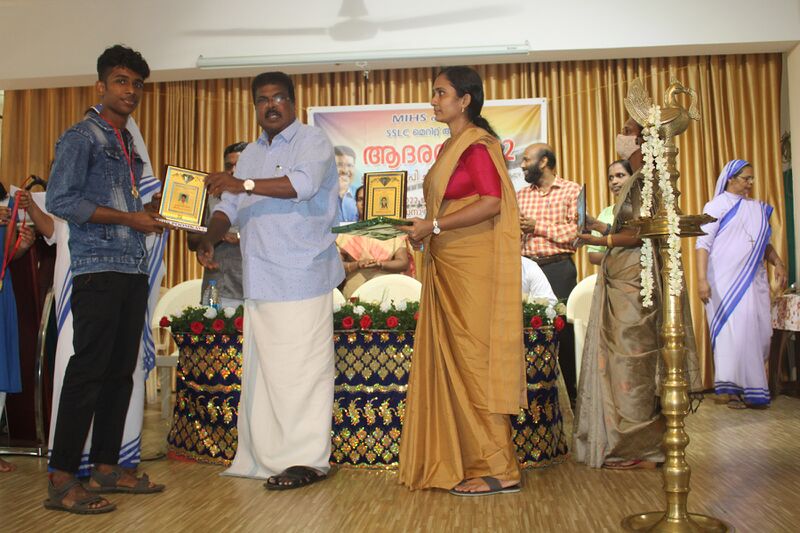 പ്രമാണം:Merit fn 35052 22 (5).jpg