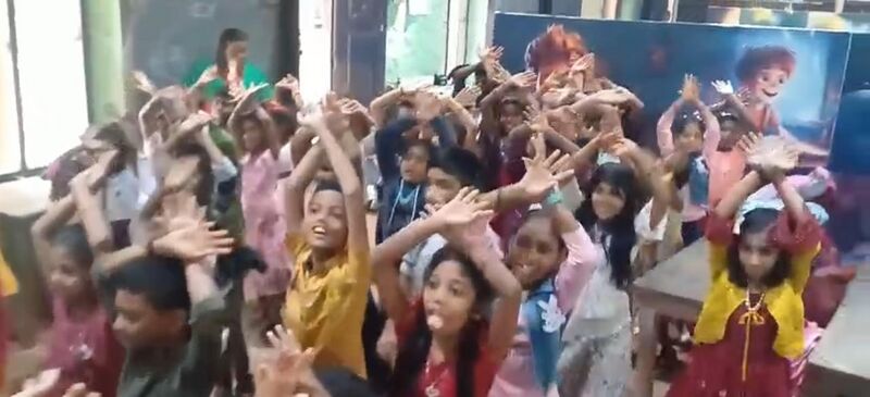 പ്രമാണം:Zumba1 42555.jpeg