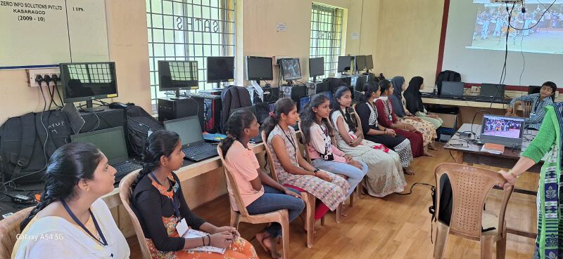 പ്രമാണം:11007 schoolCamp23 9.jpeg