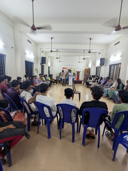 പ്രമാണം:12039 ssss3.jpg