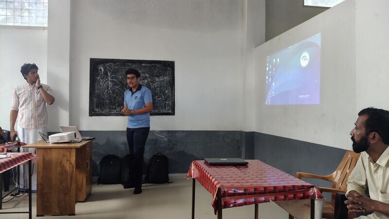 പ്രമാണം:14028 lkclassforteachers2024 (4).jpg