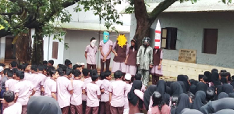 പ്രമാണം:18032 h.jpg