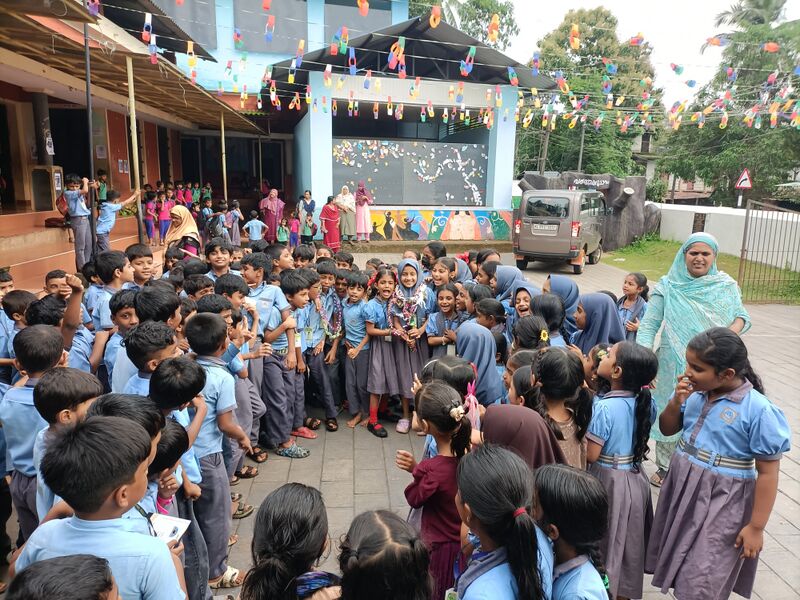 പ്രമാണം:19809 election9.jpg