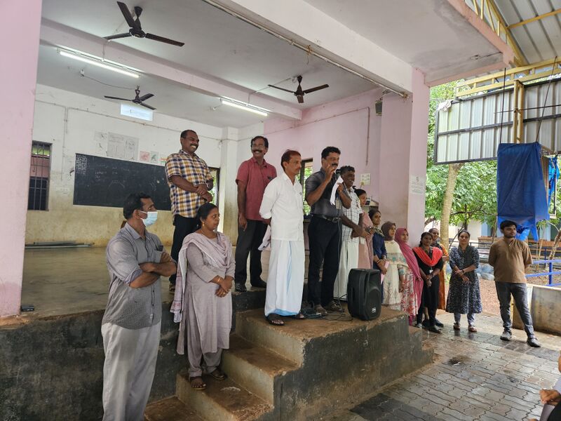 പ്രമാണം:19833-MLP-puka 3.jpg