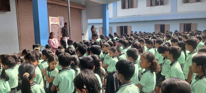 പ്രമാണം:21253-constitution day.jpg