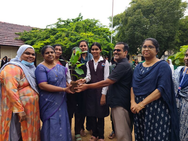 പ്രമാണം:23014 paristhithidinam1.jpg