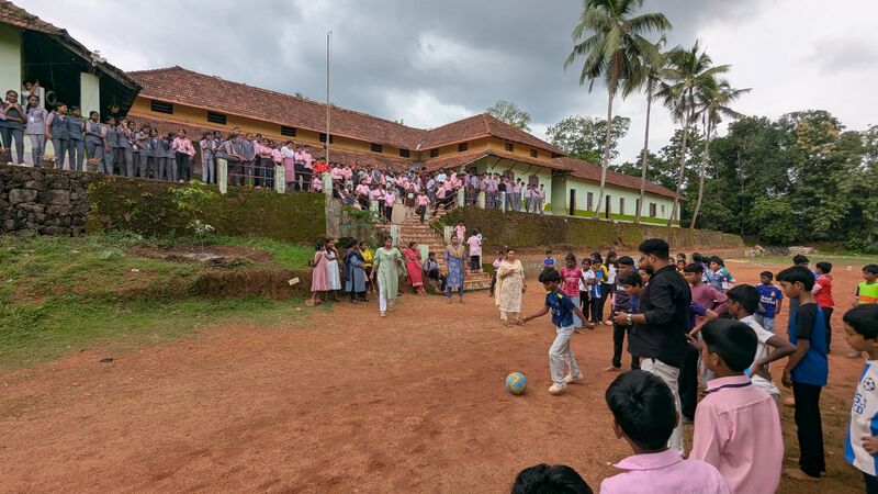 പ്രമാണം:25065-EKM-GOAL2026-kick5.jpg