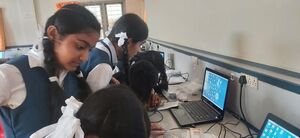 28002-ROBOTIC CLASS2.jpg