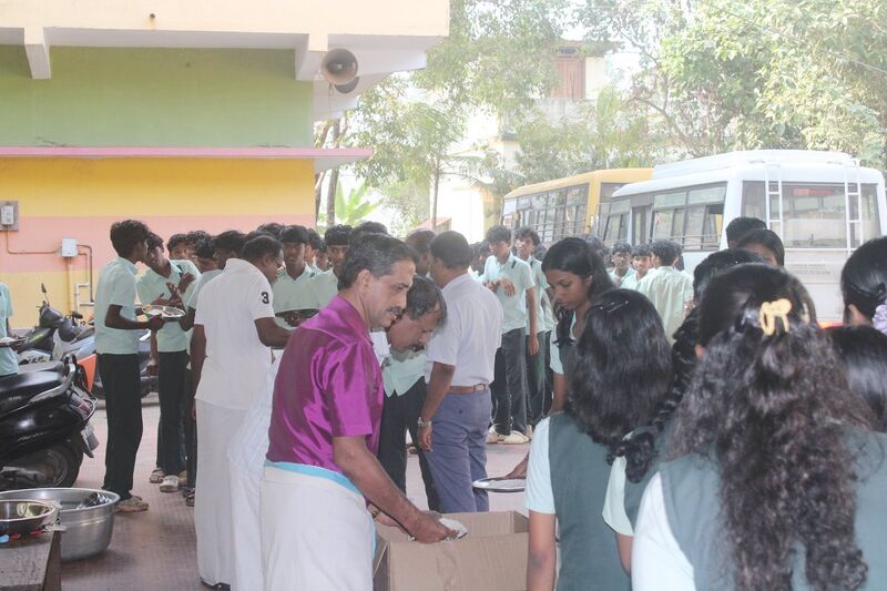 പ്രമാണം:34013sslc camp25b.jpg