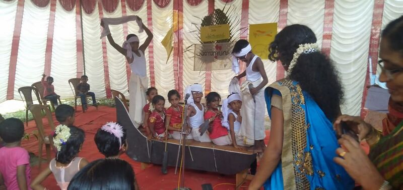 പ്രമാണം:36222 vallam.jpeg