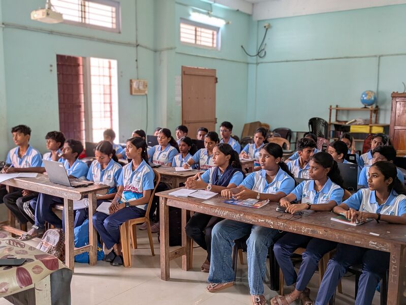 പ്രമാണം:38051 LK CAMP BATCH2025-2028.jpg