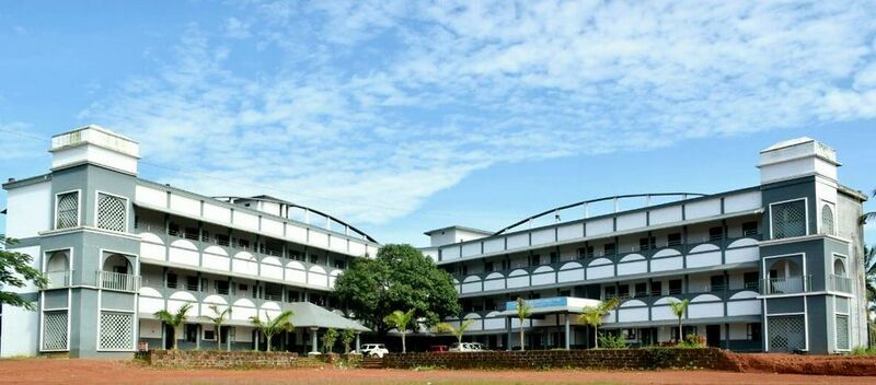 പ്രമാണം:Chennamangallur HSS.jpg