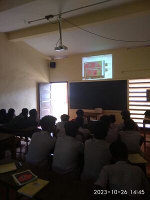 15045 Hitech class photo2.jpg