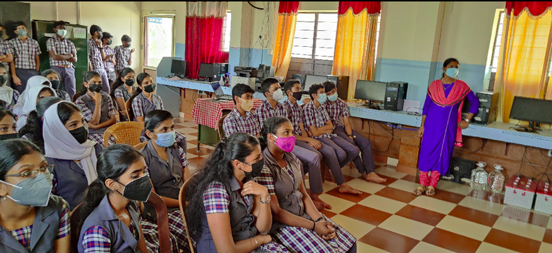 പ്രമാണം:15051 it lab 77.png