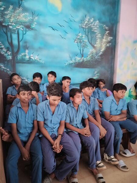 പ്രമാണം:18660 corona go.jpg