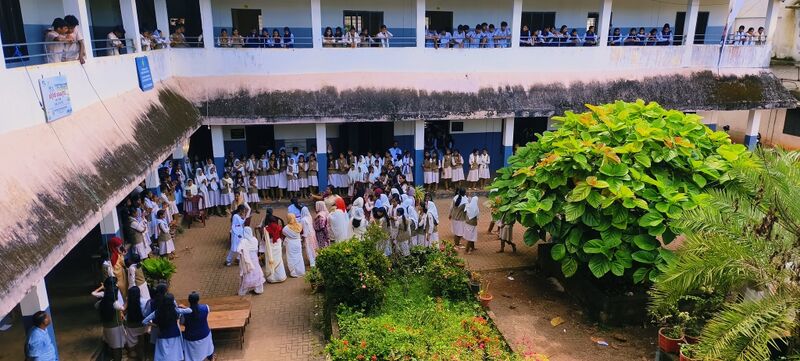 പ്രമാണം:19051 onam5.jpg