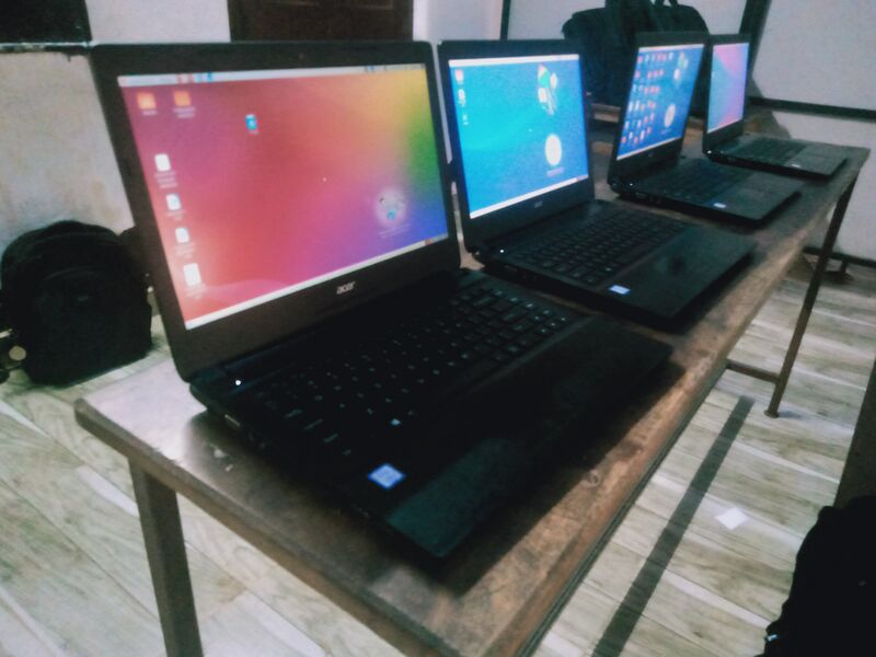 പ്രമാണം:19549-computer lab.jpg