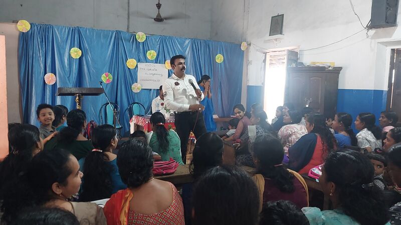 പ്രമാണം:34319-IT club 2.jpg