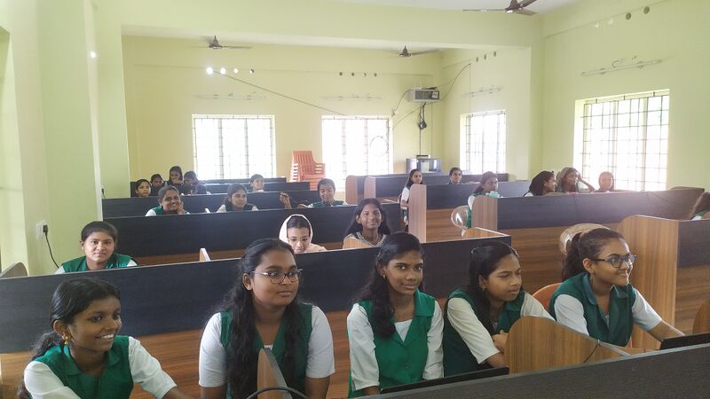 പ്രമാണം:35029camp1.jpeg