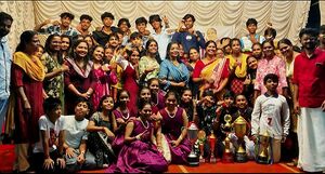 38015-kalolsavam-winner-26.jpg
