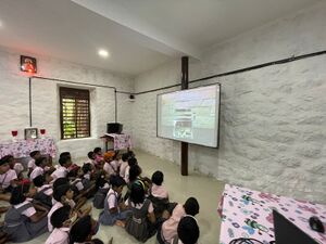 38530 smart classroom.jpg